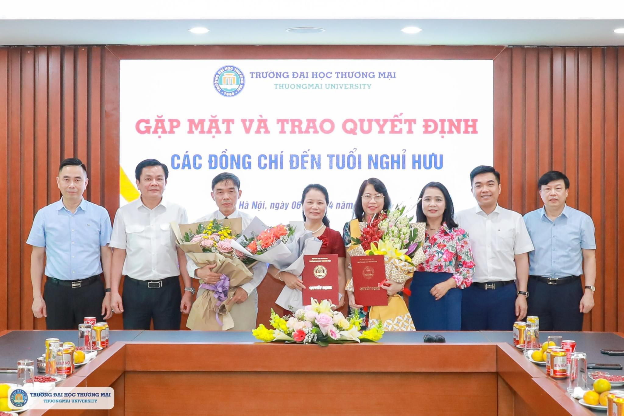 Lễ gặp mặt thân mật và trao Quyết định nghỉ hưu cho TS. Chu Thị Thủy – BM Quản lý Kinh tế, khoa Kinh tế