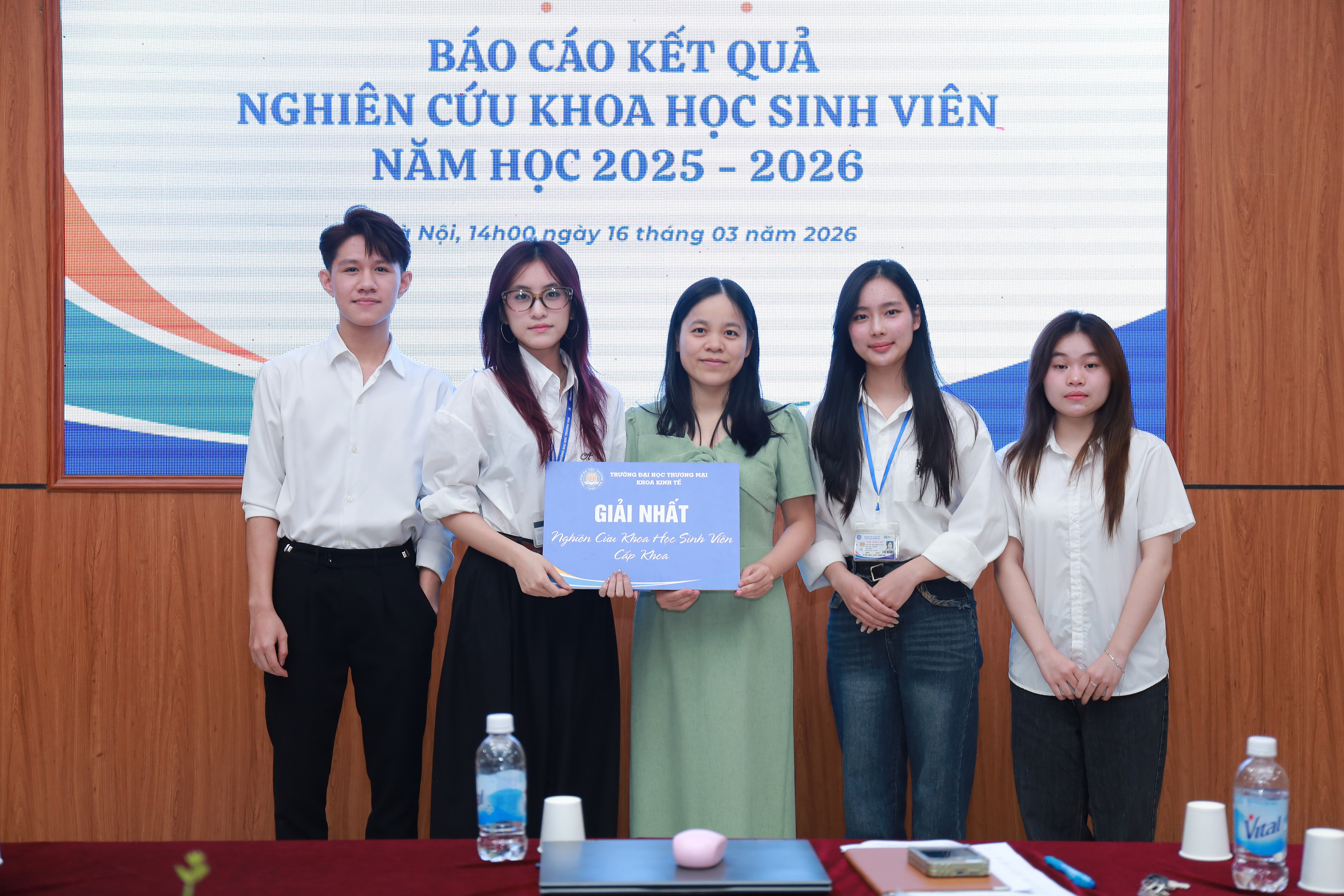 Hội nghị báo cáo kết quả nghiên cứu khoa học sinh viên Khoa Kinh tế năm học 2025-2026