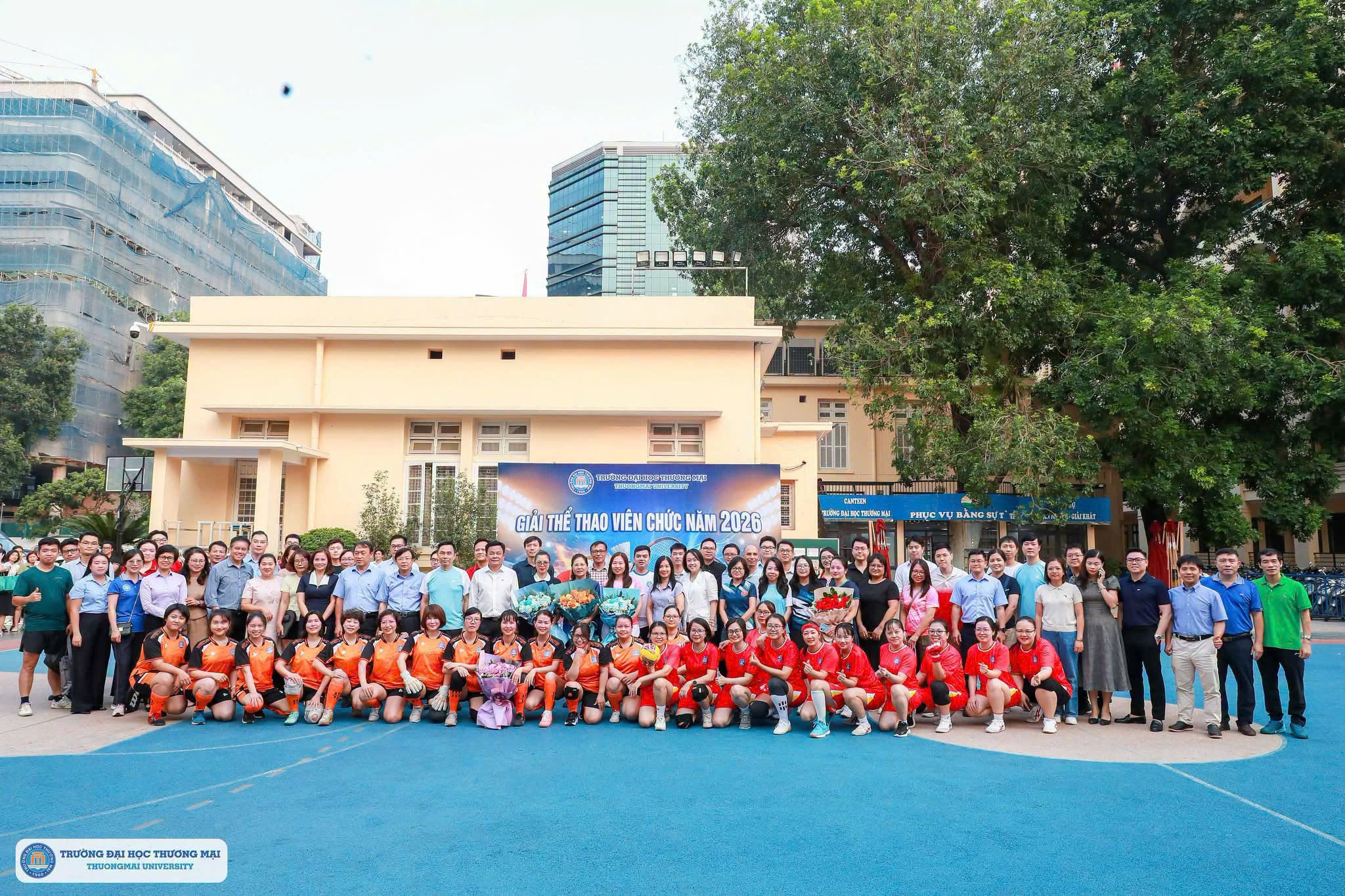 GIẢNG VIÊN KHOA KINH TẾ SÔI NỔI THAM GIA NGÀY HỘI THỂ THAO TMU NĂM 2026